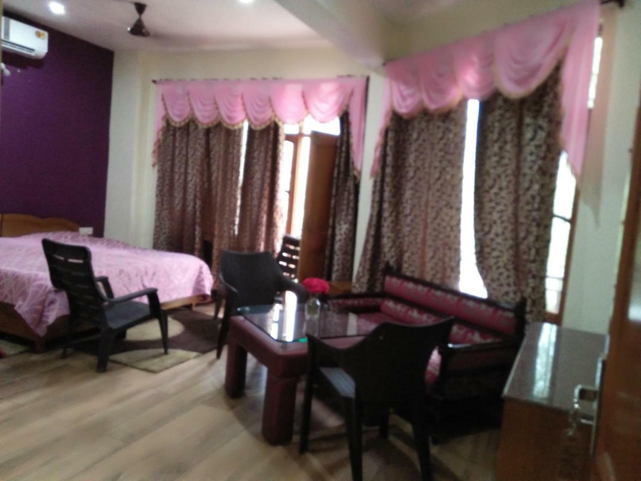 Hotel Misty Woods Dharamsala Zewnętrze zdjęcie